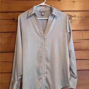 H&M Men's Vertical Stripe Dress Shirt - White & Navy